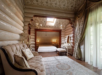 Фото дизайна интерьера спальни в загородном доме