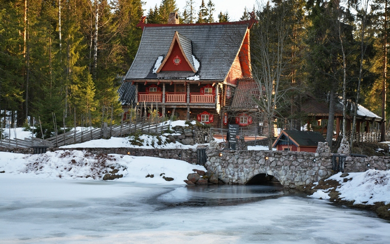 Варианты и фото готовых брусовых домов