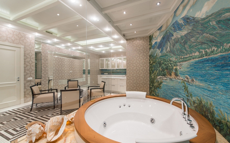 <p>Автор проекта:   АрхКонцепт</p>
<p>Ванная комната с джакузи выполнена, что называется.в морском стиле.А выход в комнаты отдыха прямо из ванной - прием весьма распространенный.</p>