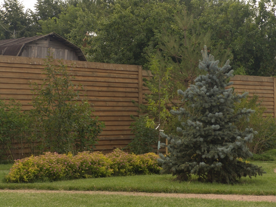 Загородный дом «», ограда забор, фото из проекта 