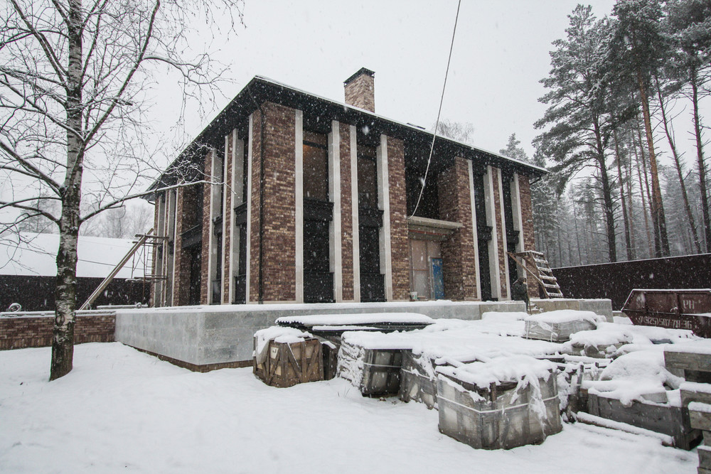 Загородный дом «Частный загородный дом с общей площадью 520 м2», фасад, фото из проекта 