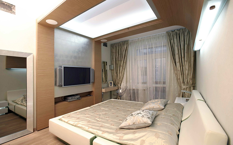 <p>Автор проекта:   FULLHOUSEDESIGN</p>
<p>Штукатурка и дерево - хорошее, спокойное сочетание для декора стен в спальне. </p>