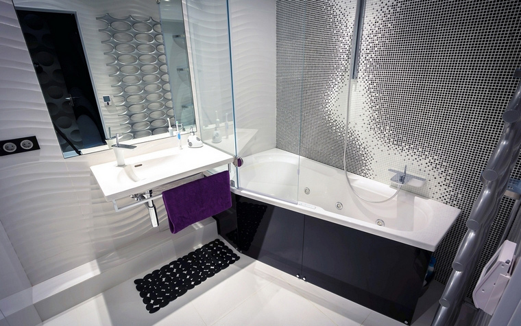 <p>Автор проекта:   Dmytro Aranchii Architects</p>
<p>Что касается стилей, то ванная комната с джакузи может быть оформлена в минимализме, в черно-белом. Такой вариант тоже  роскошен.</p>