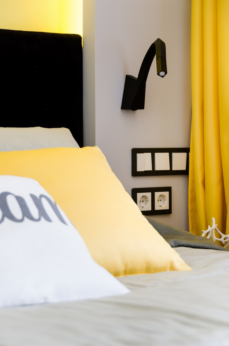Интерьер малогабаритной спальни: фото и варианты дизайна