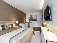 Квартира &laquo;&raquo;, спальня . Фото № 14894, автор NG-Studio 