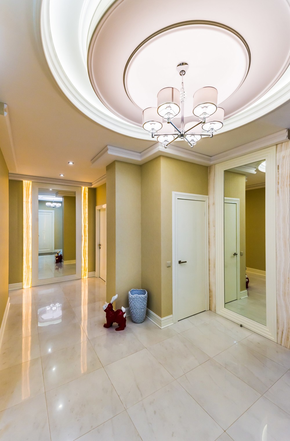 Квартира &laquo;Квартира в современном стиле,свободной планировки площадью 280 кв.м в г.Санкт-Петербурге&raquo;, холл, фото из проекта 