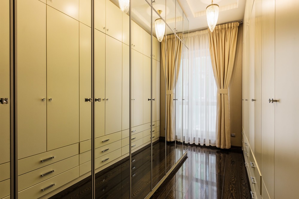 Квартира &laquo;Современный интерьер квартиры площадью 120 кв.м&raquo;, гардеробная, фото из проекта 